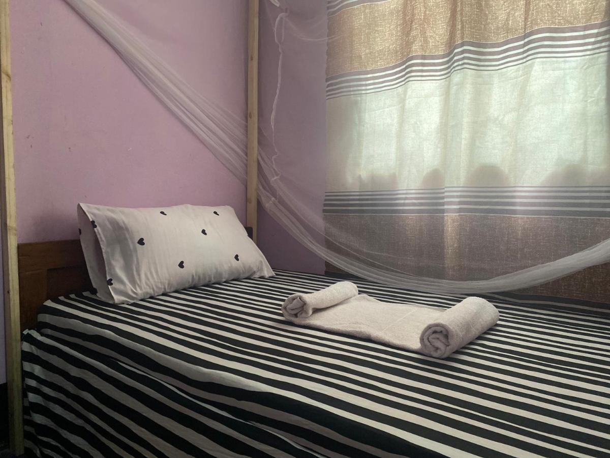 Ava Garden Backpackers Apartment Mto wa Mbu Exterior foto