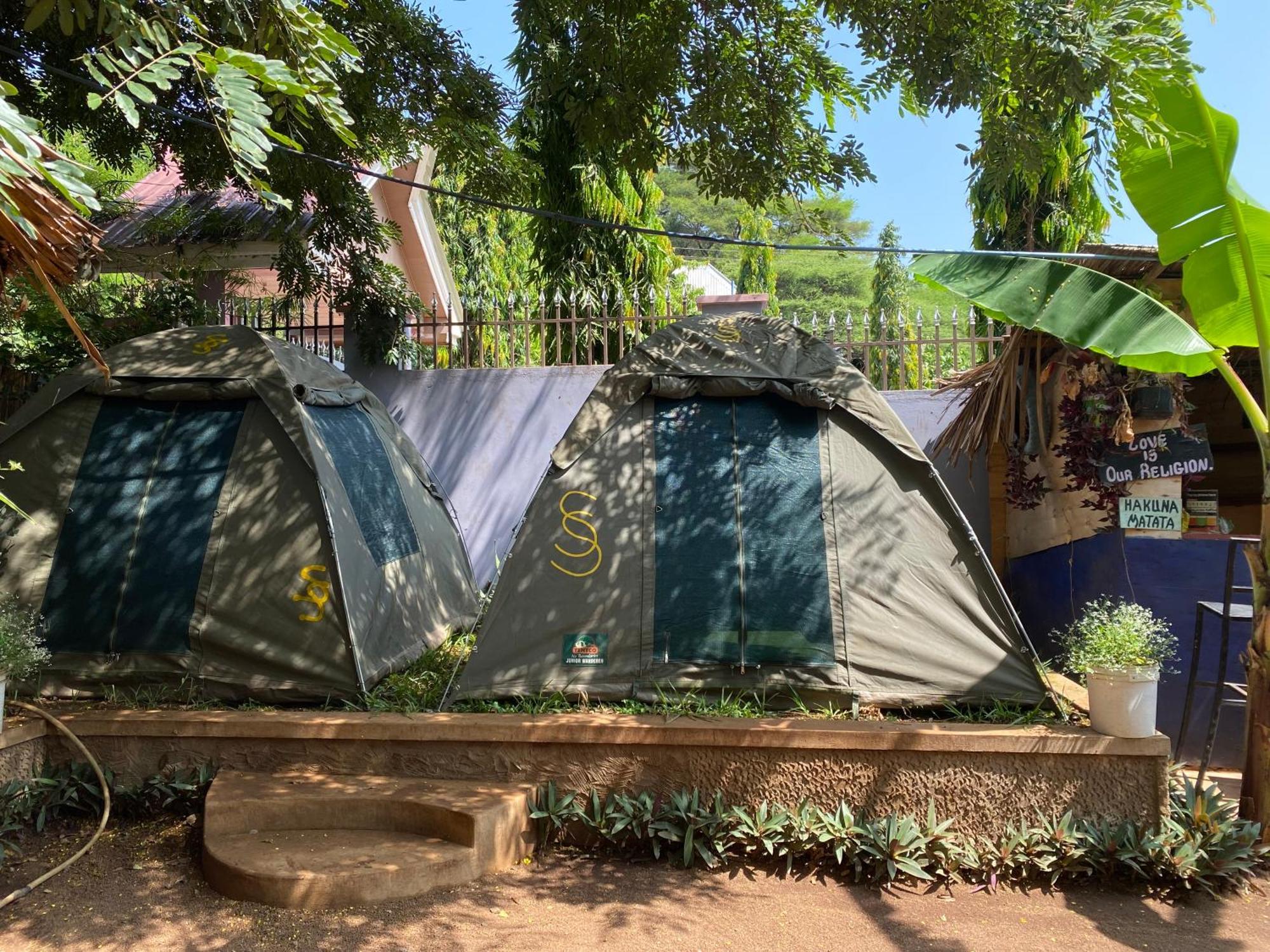 Ava Garden Backpackers Apartment Mto wa Mbu Exterior foto