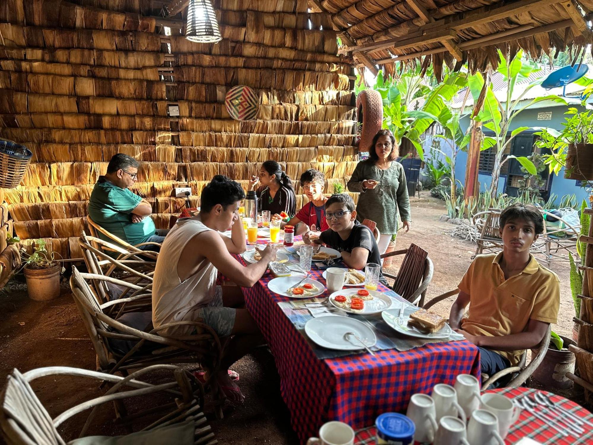 Ava Garden Backpackers Apartment Mto wa Mbu Exterior foto